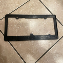 Load image into Gallery viewer, LICENSE PLATE FRAME - GN
